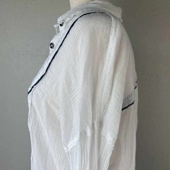 NWOT We The Free Button Down Shirt Size M - Picture 5 of 9